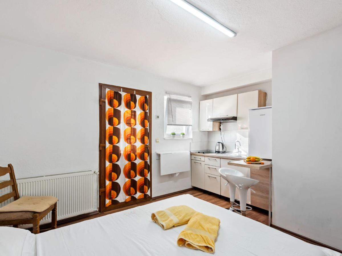 Cosy Holiday Home In Zadar With Garden Ngoại thất bức ảnh