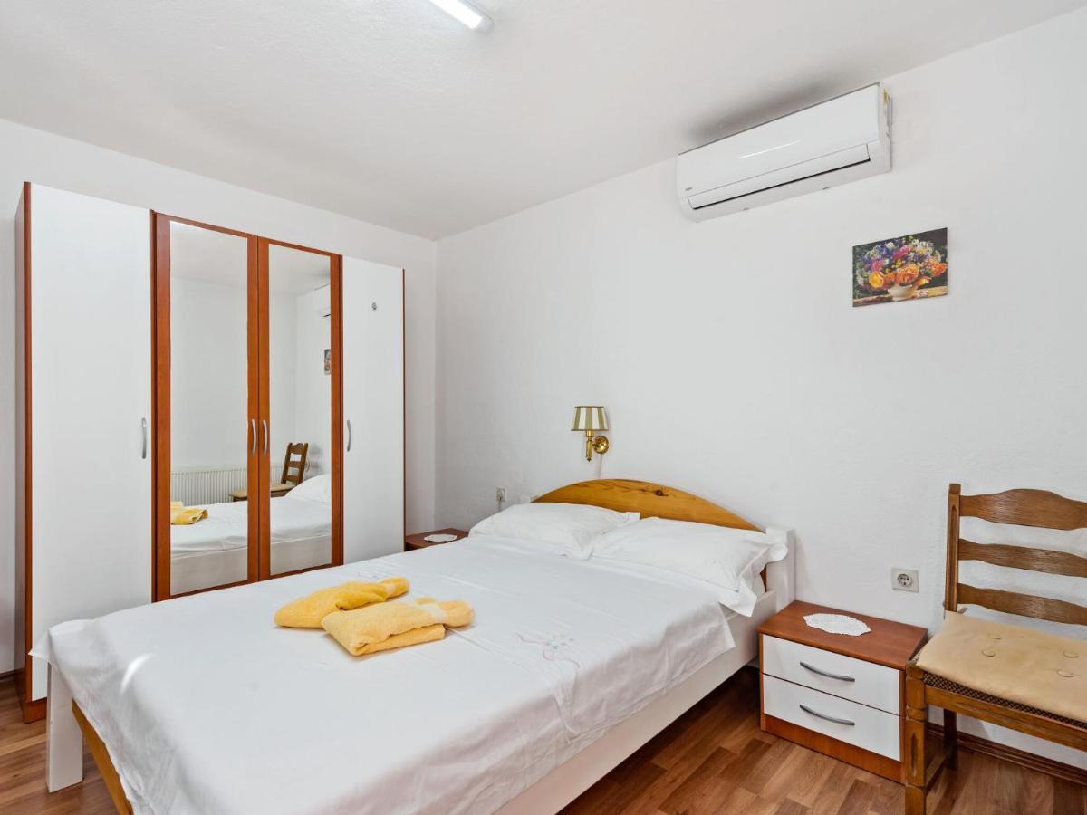 Cosy Holiday Home In Zadar With Garden Ngoại thất bức ảnh