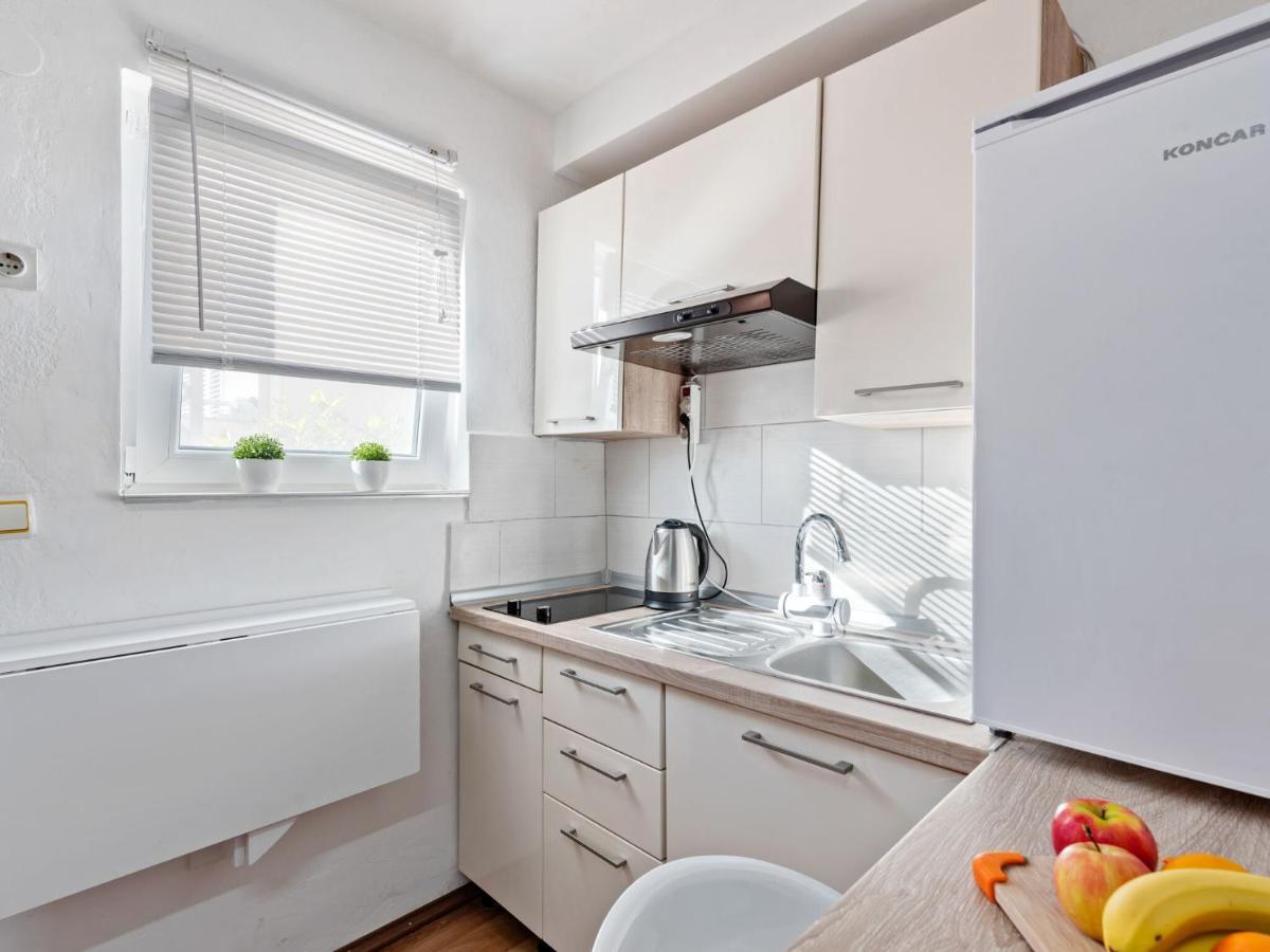 Cosy Holiday Home In Zadar With Garden Ngoại thất bức ảnh